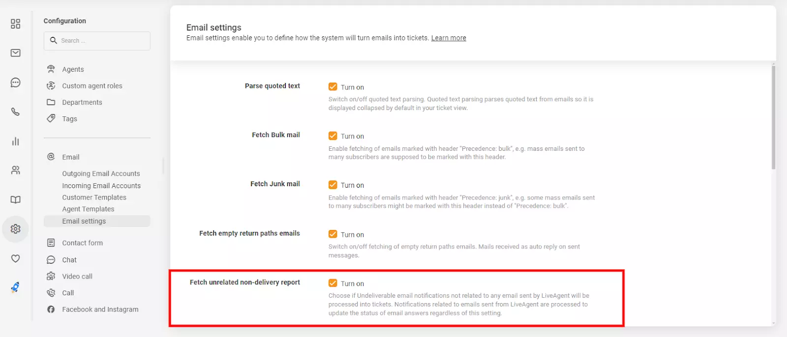 Sähköpostiasetukset LiveAgentissa, joissa näkyy 'nouda liittymätön ei-toimitus-raportti' -vaihtoehto