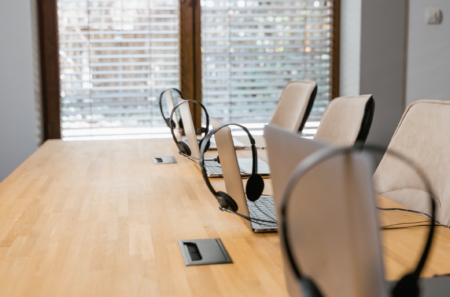 Puhelinkeskuksen laitteet